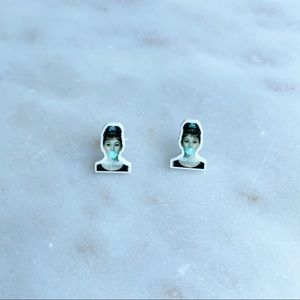 Audrey H earrings